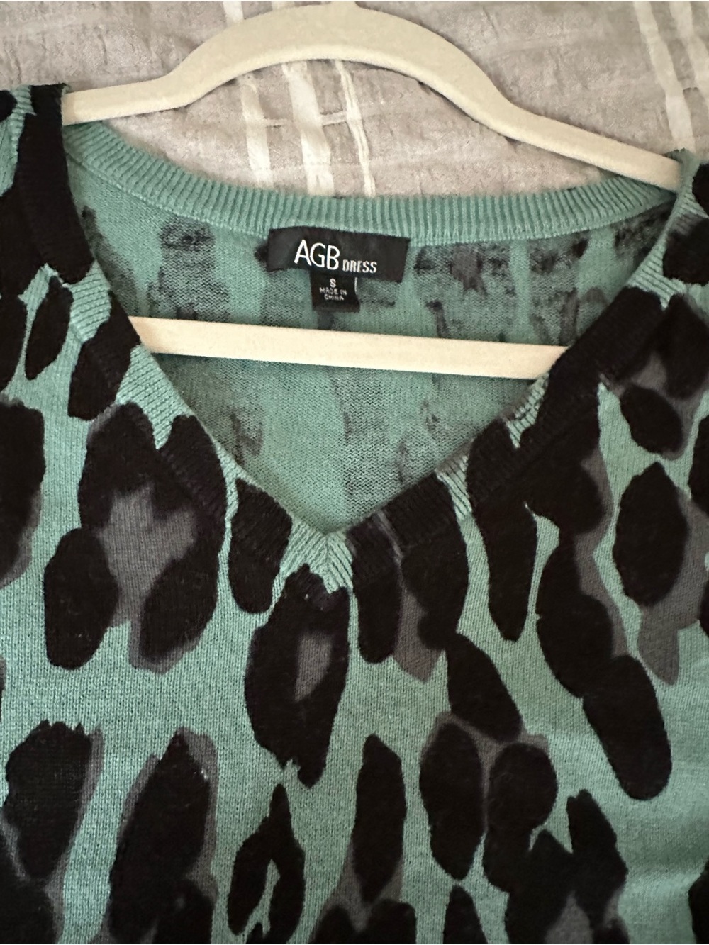 AGB Teal and Black Animal-Print 3/4 sweater Sleeve Dress